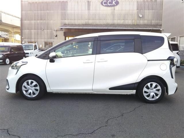 TOYOTA SIENTA 2016 Image 31