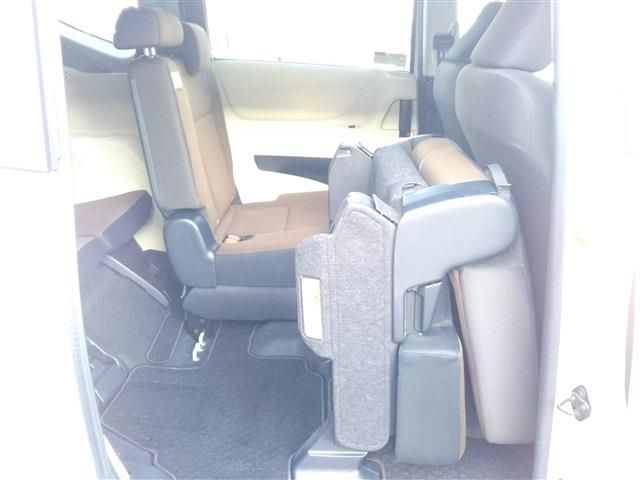 TOYOTA SIENTA 2016 Image 31