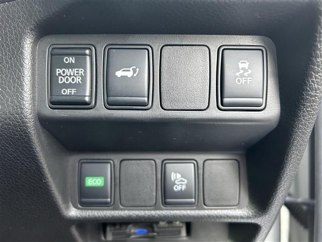 NISSAN X-TRAIL HYBRID 4WD 2018 Image 31