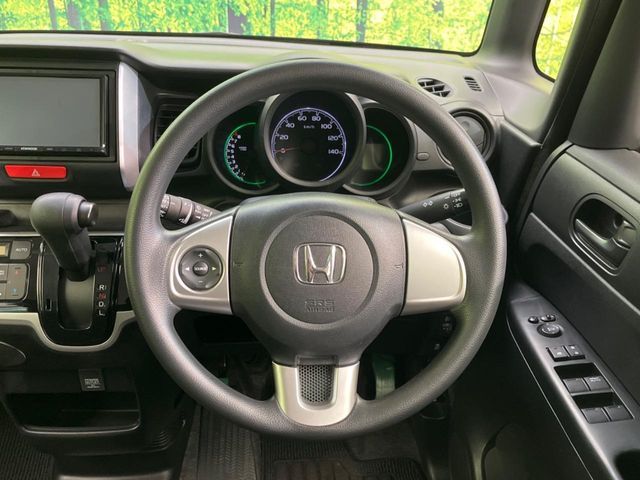 HONDA N BOX 2015 Image 31