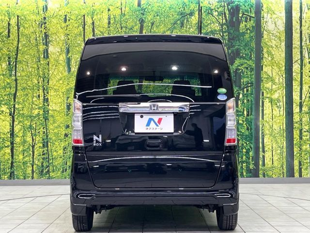 HONDA N BOX 2015 Image 31