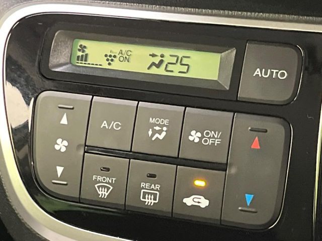 HONDA N BOX 2015 Image 31