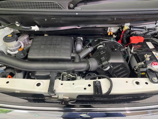 HONDA N BOX CUSTOM 2021 Image 31