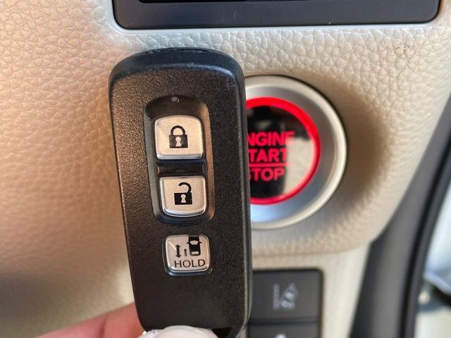 HONDA N BOX 2017 Image 31