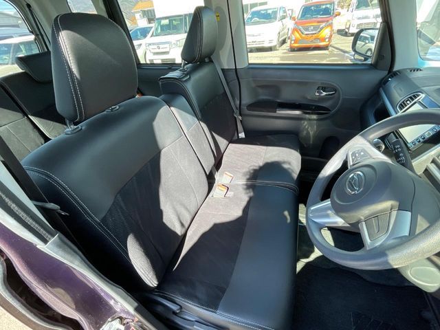 DAIHATSU TANTO CUSTOM 2015 Image 31