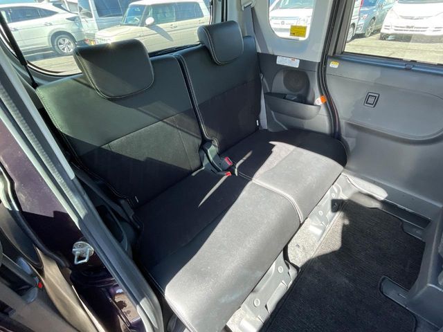 DAIHATSU TANTO CUSTOM 2015 Image 31