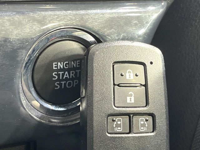 TOYOTA VOXY 2016 Image 31