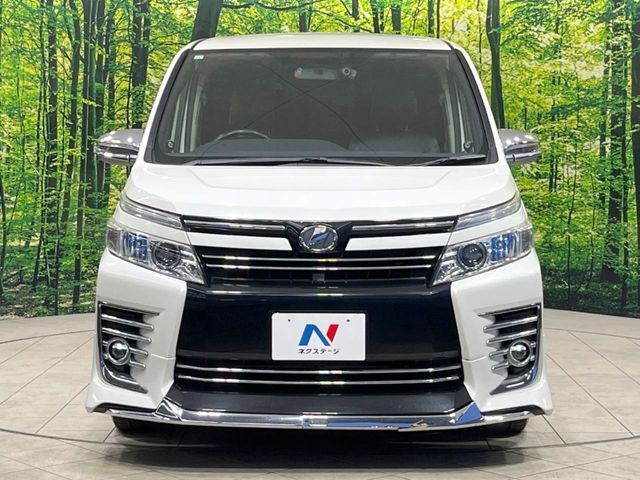 TOYOTA VOXY 2016 Image 31