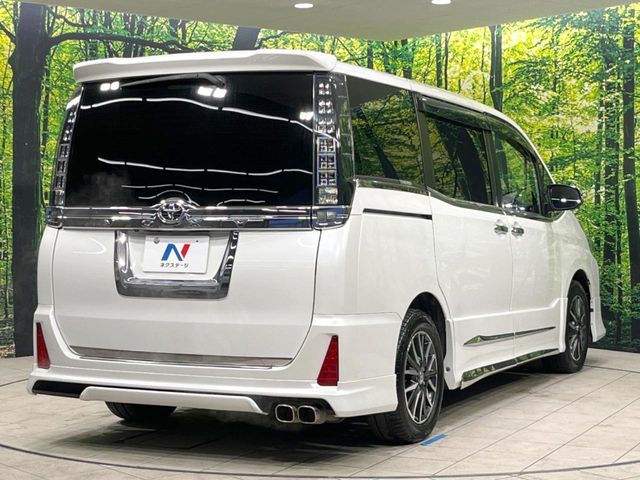 TOYOTA VOXY 2016 Image 31