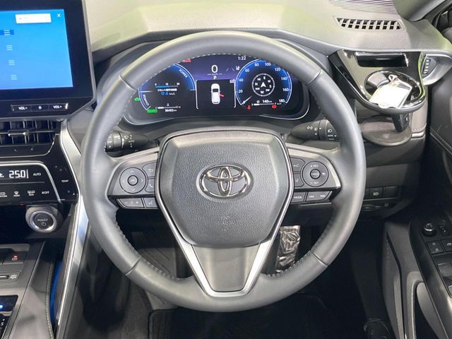 TOYOTA HARRIER HYBRID 2023 Image 31