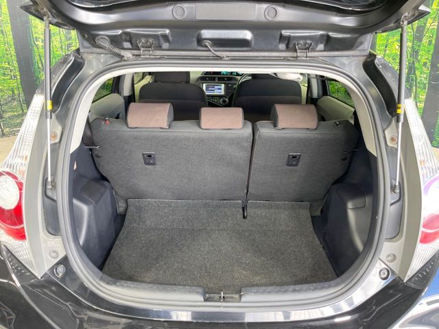 TOYOTA AQUA 2013 Image 31