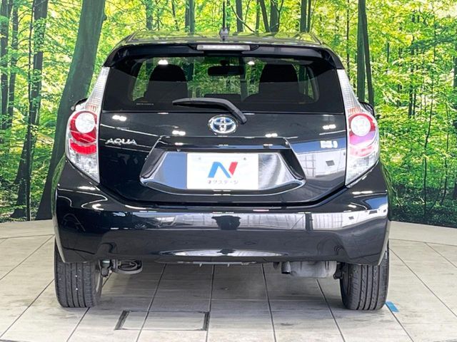 TOYOTA AQUA 2013 Image 31