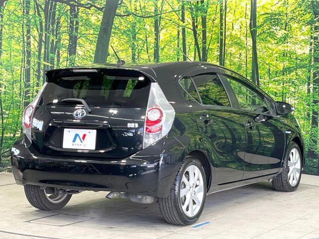 TOYOTA AQUA 2013 Image 31