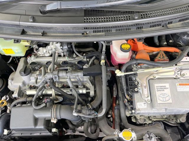 TOYOTA AQUA 2013 Image 31