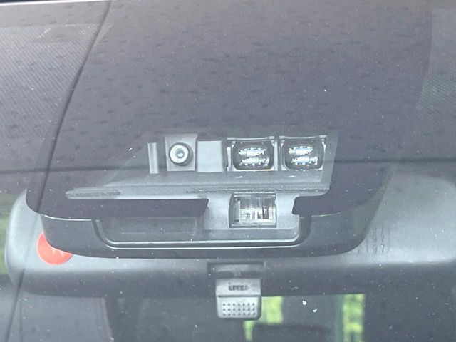 TOYOTA ESQUIRE 2019 Image 31