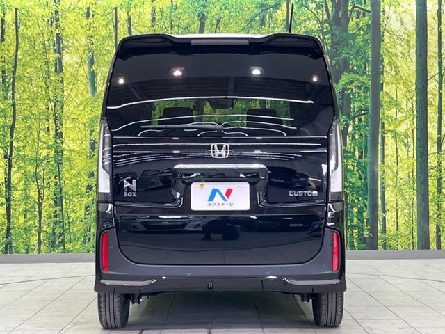 HONDA N BOX CUSTOM 2025 Image 31