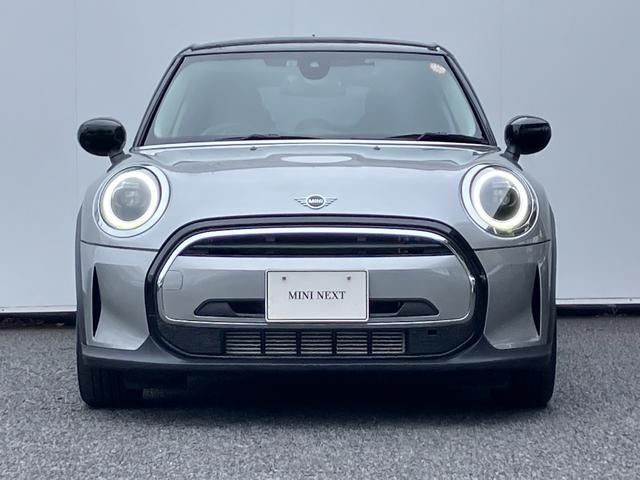 BMW MINI COOPER D 5DOOR 2023 Image 31