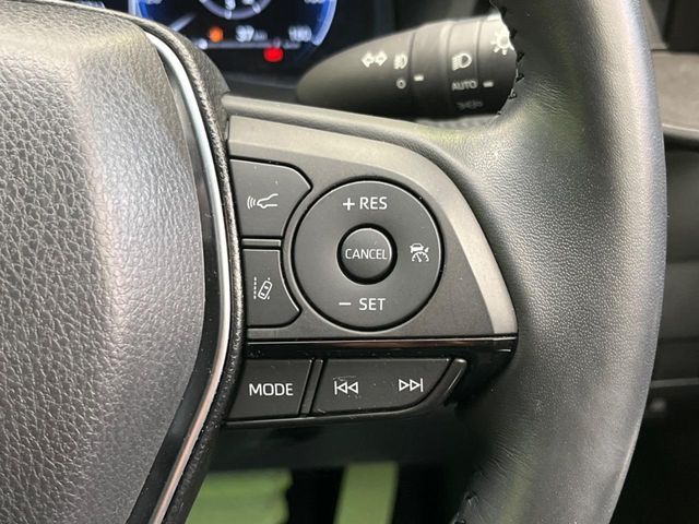 TOYOTA HARRIER HYBRID 2023 Image 31