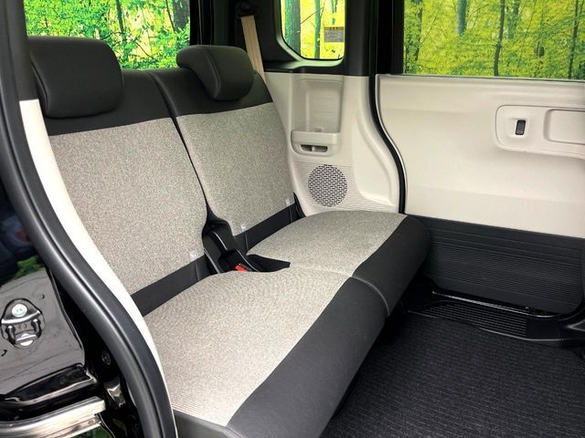 HONDA N BOX 2024 Image 31