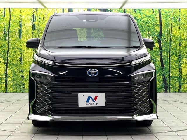 TOYOTA VOXY HYBRID 2022 Image 31