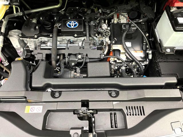 TOYOTA VOXY HYBRID 2022 Image 31