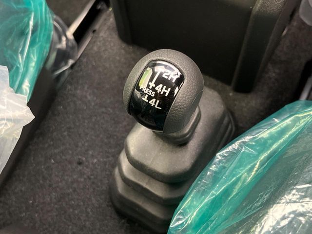 SUZUKI JIMNY NOMADE 2026 Image 31