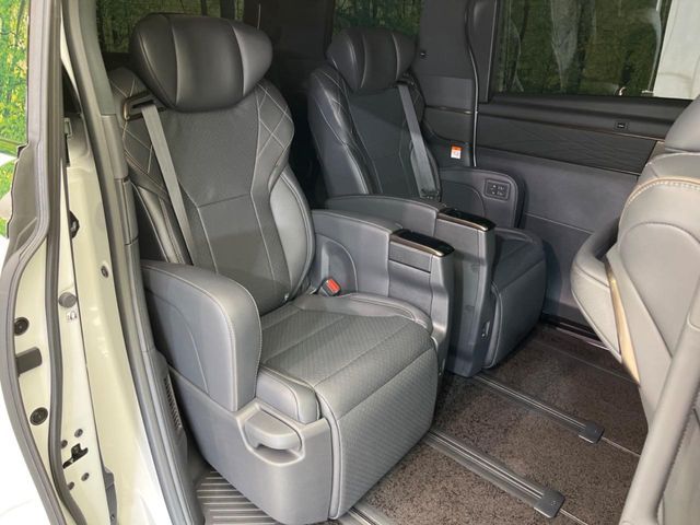 TOYOTA VELLFIRE  HYBRID 2024 Image 31