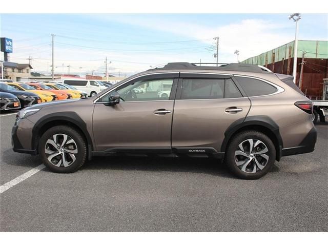 SUBARU LEGACY OUTBACK 2022 Image 31