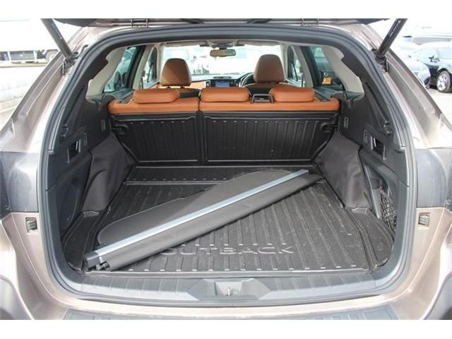 SUBARU LEGACY OUTBACK 2022 Image 31