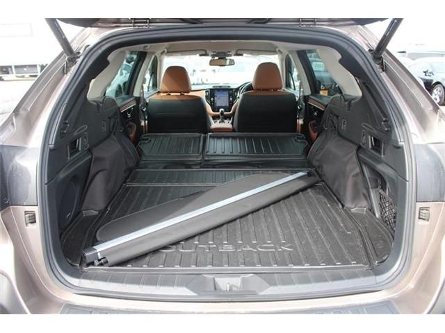 SUBARU LEGACY OUTBACK 2022 Image 31