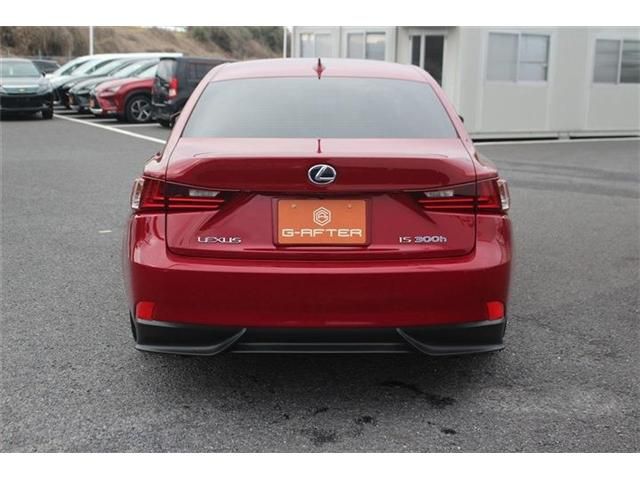 TOYOTA LEXUS IS300H 2016 Image 31