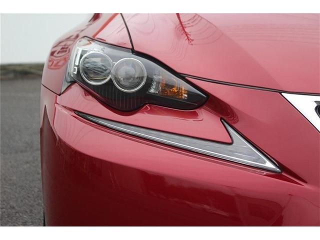 TOYOTA LEXUS IS300H 2016 Image 31