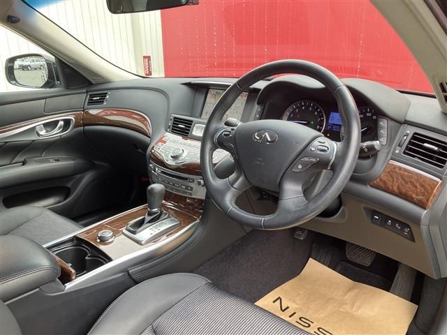 NISSAN FUGA HYBRID 2018 Image 31