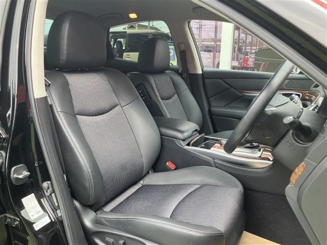 NISSAN FUGA HYBRID 2018 Image 31