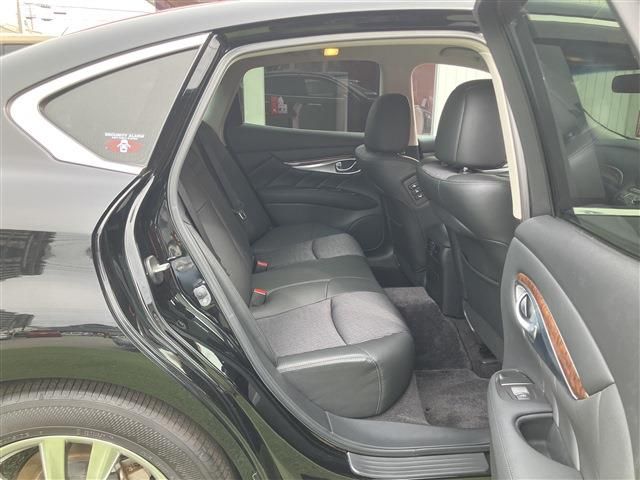 NISSAN FUGA HYBRID 2018 Image 31