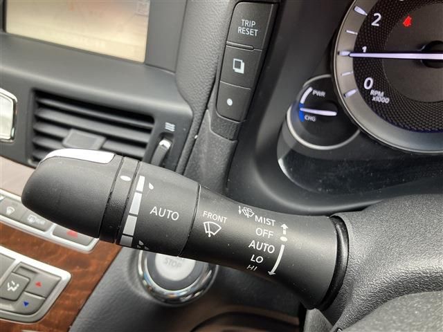 NISSAN FUGA HYBRID 2018 Image 31