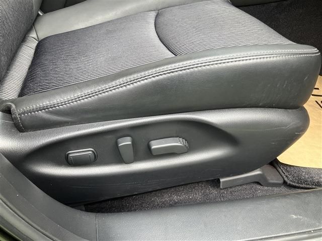 NISSAN FUGA HYBRID 2018 Image 31