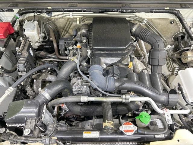 SUZUKI JIMNY 4WD 2023 Image 31