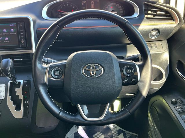 TOYOTA SIENTA 2017 Image 31