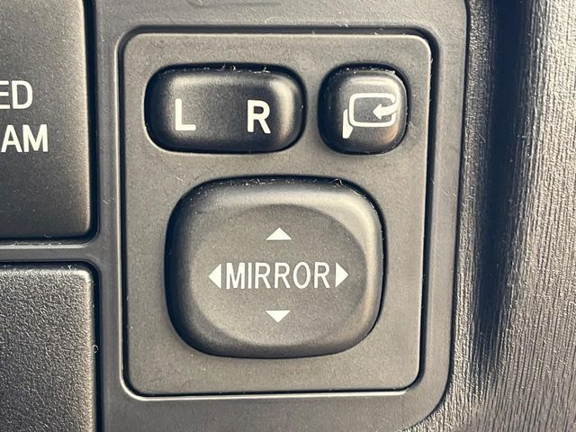 TOYOTA PRIUS 2013 Image 31