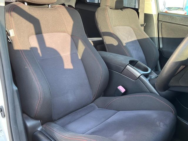 TOYOTA PRIUS 2013 Image 31