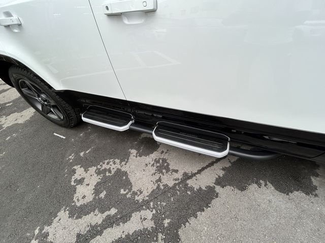 ROVER DEFENDER 2023 Image 31