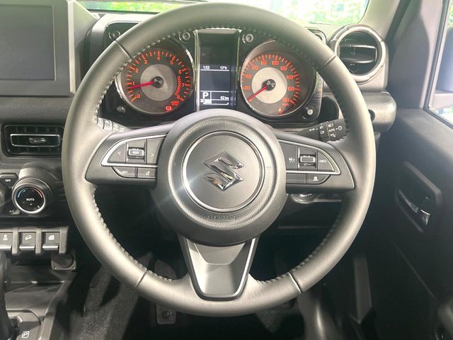 SUZUKI JIMNY NOMADE 2025 Image 31