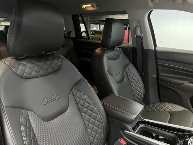 JEEP COMMANDER 2024 Image 31