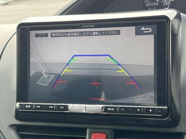 TOYOTA VOXY 2015 Image 31