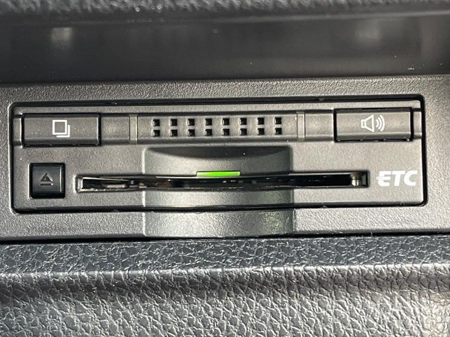 TOYOTA VOXY 2015 Image 31