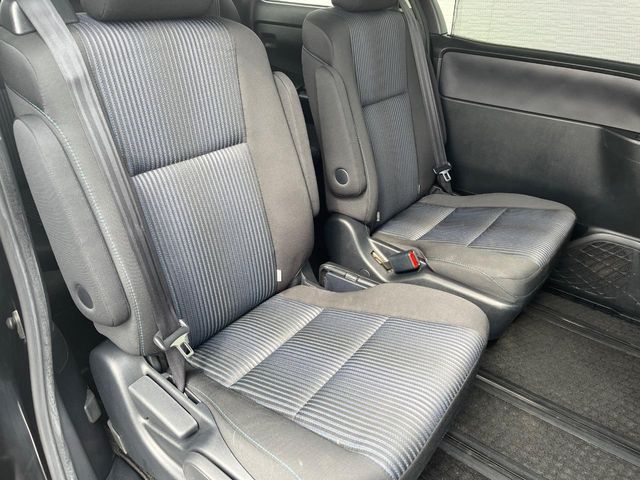 TOYOTA VOXY 2015 Image 31