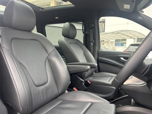 MERCEDES BENZ V CLAS 2024 Image 31