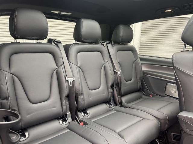 MERCEDES BENZ V CLAS 2024 Image 31