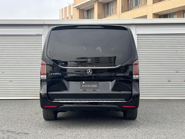 MERCEDES BENZ V CLAS 2024 Image 31